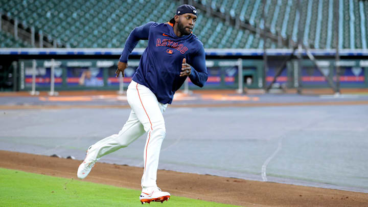 May 23, 2025; Houston, Texas, USA; Houston Astros designated hitter Yordan Alvarez (44) works out prior to the game against the Seattle Mariners at Daikin Park. Mandatory Credit: Erik Williams-Imagn Images May 23, 2025; Houston, Texas, USA; Houston Astros designated hitter Yordan Alvarez (44) works out prior to the game against the Seattle Mariners at Daikin Park. Mandatory Credit: Erik Williams-Imagn Images