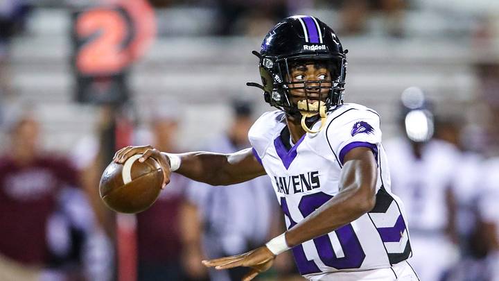 Vista del Lago's Josiah Dupree Boyd looks to pass during the fourth quarter of their game in La Quinta, Calif., Friday, Sept. 27, 2024.