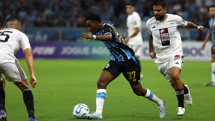 Grêmio e Riestra protagonizam decisão no Grupo F da Sul-Americana 