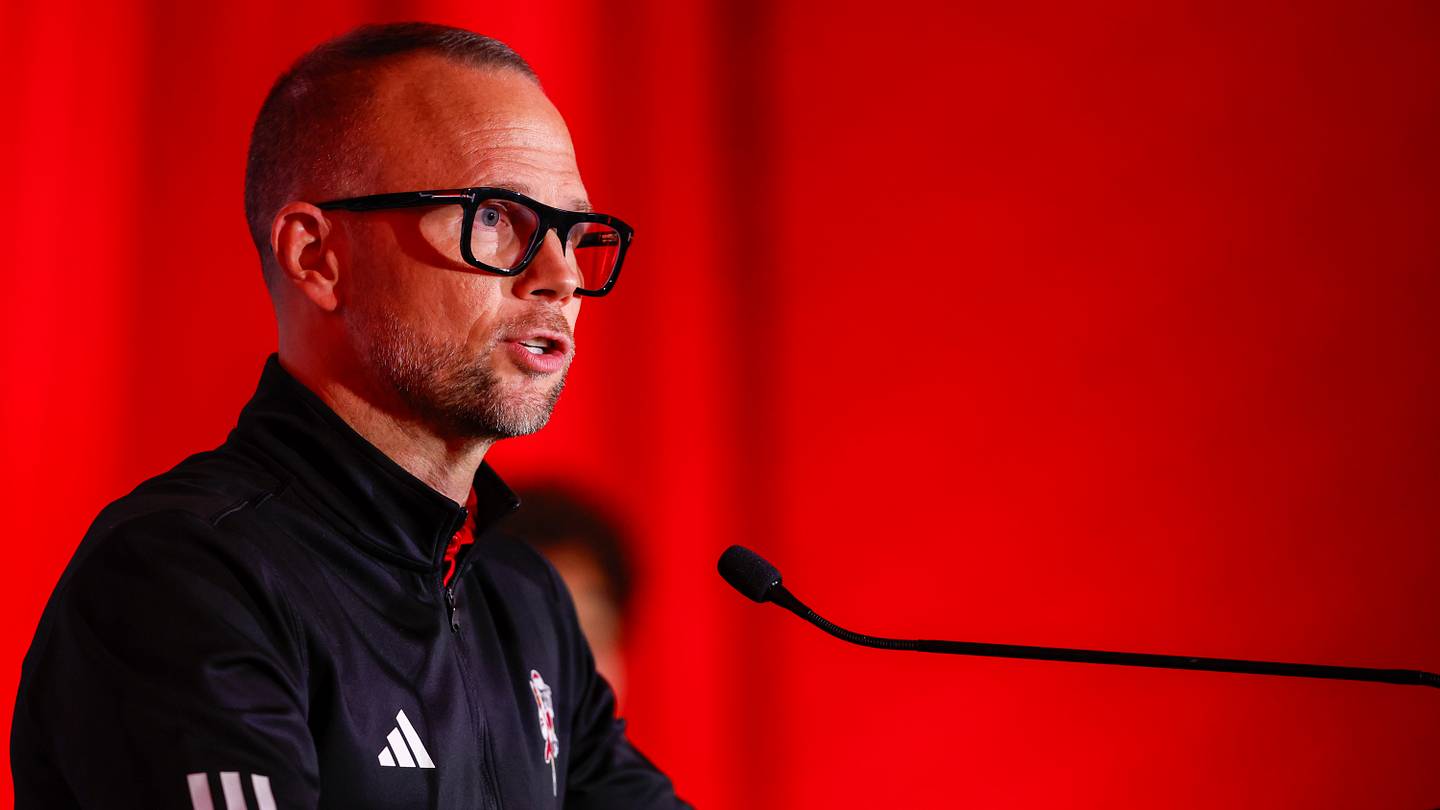 Louisville Basketball annuncia il calendario non-conferenza 2026-27 con partite contro Texas, Kentucky e Michigan