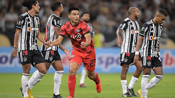 Em pleno Mineirão, Atlético perde para o Libertad e se complica na Libertadores. Em pleno Mineirão, Atlético perde para o Libertad e se complica na Libertadores.