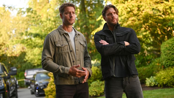 “The Process” – TRACKER. Pictured: Justin Hartley as Colter Shaw and Jensen Ackles as Russell Shaw. Photo: Sergei Bachlakov/CBS ©2025 CBS Broadcasting, Inc. All Rights Reserved.