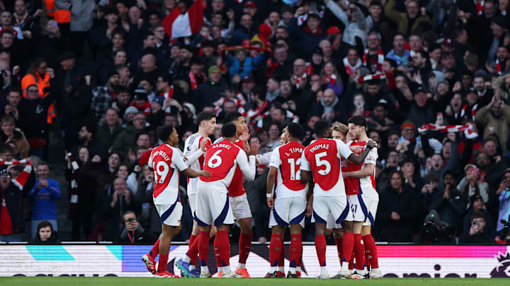 Arsenal eased to victory against City