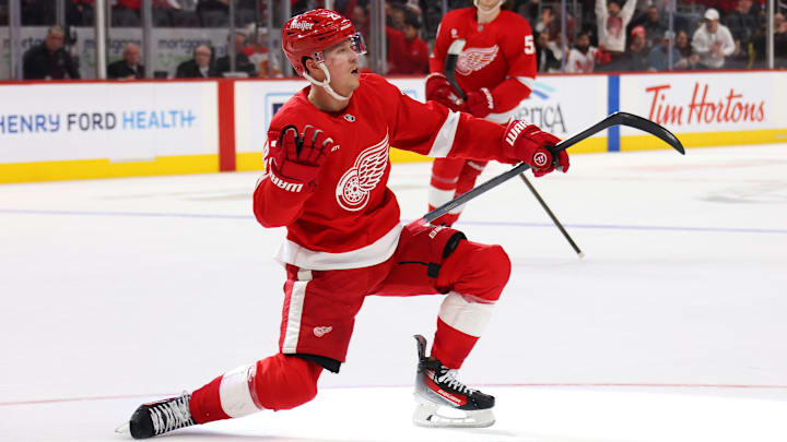 Calgary Flames v Detroit Red Wings
