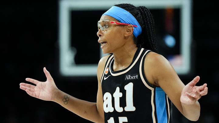 Allisha Gray and the Dream are road favorites in Los Angeles.