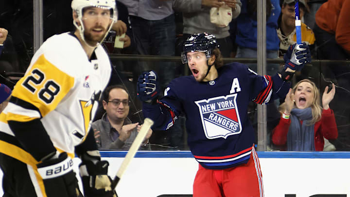 Pittsburgh Penguins v New York Rangers