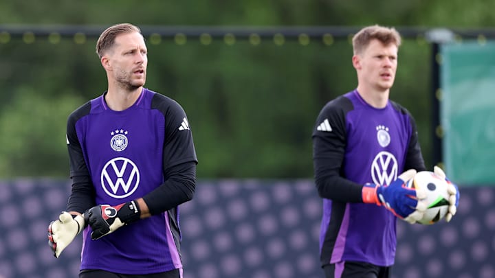 Oliver Baumann, Alexander Nübel Oliver Baumann, Alexander Nübel