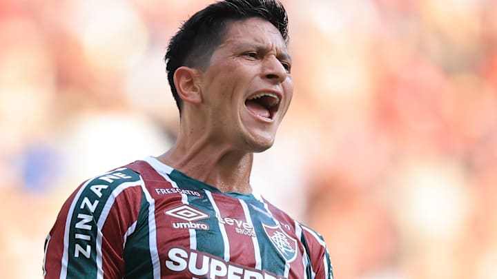 Germán Cano é um dos titulares do Fluminense para enfrentar o Flamengo