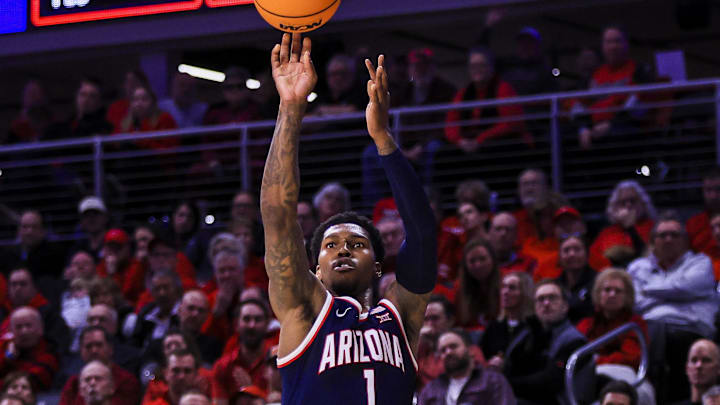 Arizona Wildcats guard Caleb Love (1) is No. 4 on our list of the Top 20 Mens College Basketball Player from the State of Missouri.