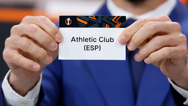 Le tirage au sort de la Ligue Europa. Le tirage au sort de la Ligue Europa.