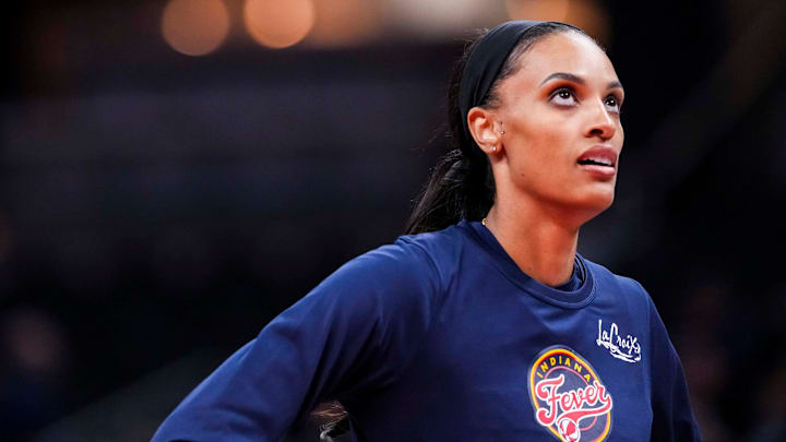 Indiana Fever forward DeWanna Bonner (25) warms up Tuesday, May 20, 2025, during a game between the Indiana Fever and the Atlanta Dream at Gainbridge Fieldhouse in Indianapolis.