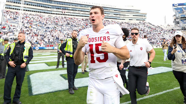 Fernando Mendoza QB Indiana Hoosiers Fernando Mendoza QB Indiana Hoosiers