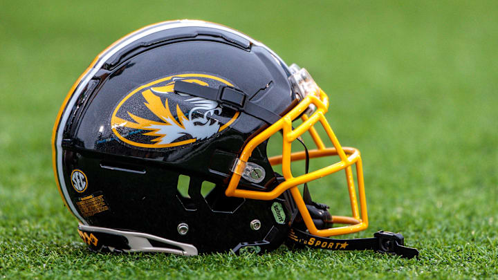 Nov 5, 2022; Columbia, Missouri, USA; Missouri Tigers helmet sits on the field prior to the game against the Kentucky Wildcats at Faurot Field at Memorial Stadium. Mandatory Credit: William Purnell-Imagn Images Nov 5, 2022; Columbia, Missouri, USA; Missouri Tigers helmet sits on the field prior to the game against the Kentucky Wildcats at Faurot Field at Memorial Stadium. Mandatory Credit: William Purnell-Imagn Images