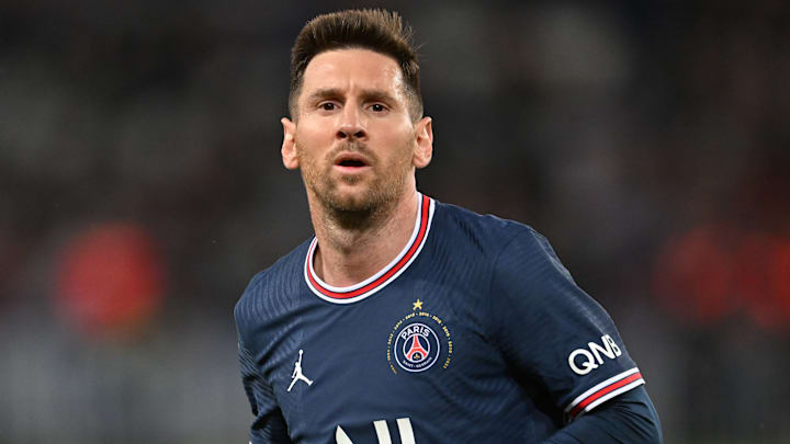 Messi n'y arrive pas avec les cages de Ligue 1 Messi n'y arrive pas avec les cages de Ligue 1