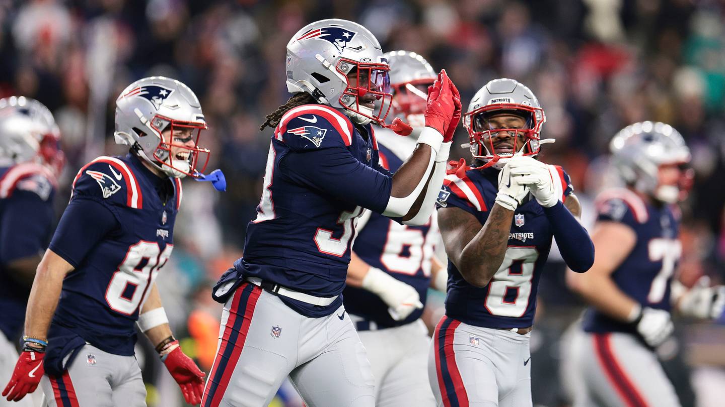 Photo: si.com Who is the Favorite to Win Super Bowl LX? Top NFL Contenders and Odds