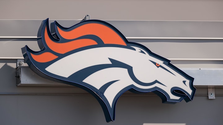 Aug 27, 2020; Englewood, Colorado, USA; A general view of the Denver Broncos logo outside of UCHealth Training Center where practice was cancelled after a morning team meeting. Mandatory Credit: Isaiah J. Downing-Imagn Images Aug 27, 2020; Englewood, Colorado, USA; A general view of the Denver Broncos logo outside of UCHealth Training Center where practice was cancelled after a morning team meeting. Mandatory Credit: Isaiah J. Downing-Imagn Images