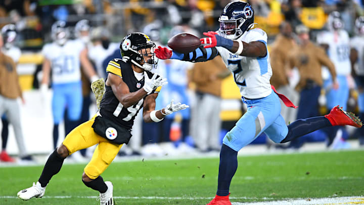 Tennessee Titans v Pittsburgh Steelers