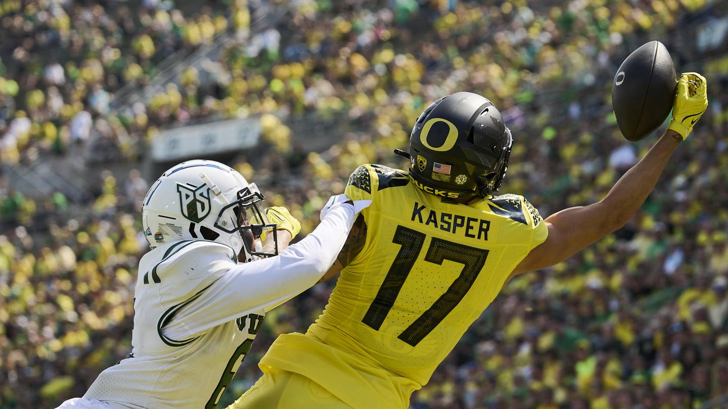 Junior Receiver Cody Hagen Retires; Phillips, Kasper to Start