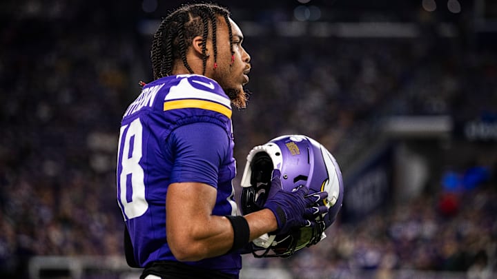 Green Bay Packers v Minnesota Vikings