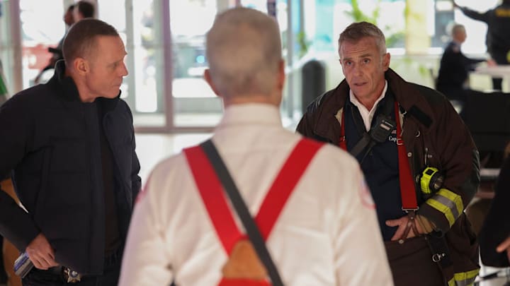 CHICAGO MED -- "In The Trenches: Part II" Episode 1011 -- Pictured: (l-r) Jason Beghe as Sgt. Hank Voight, David Eigenberg as Christopher Herrmann -- (Photo by: George Burns Jr/NBC)