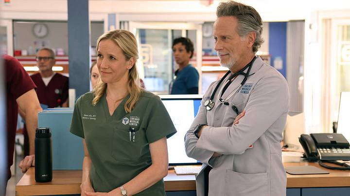CHICAGO MED - "They Call Me Ms. Goodwin" Episode 1203 - Pictured: Jessy Schram as Dr. Hannah Asher, Steven Weber as Dr. Dean Archer 