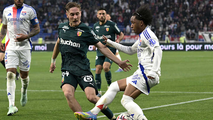 L'OL est tombé face au RC Lens (1-2).