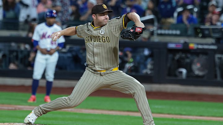 Sep 16, 2025; New York City, New York, USA;  San Diego Padres starting pitcher Michael King (34) delivers a pitch during the first inning against the New York Mets at Citi Field. Mandatory Credit: Vincent Carchietta-Imagn Images