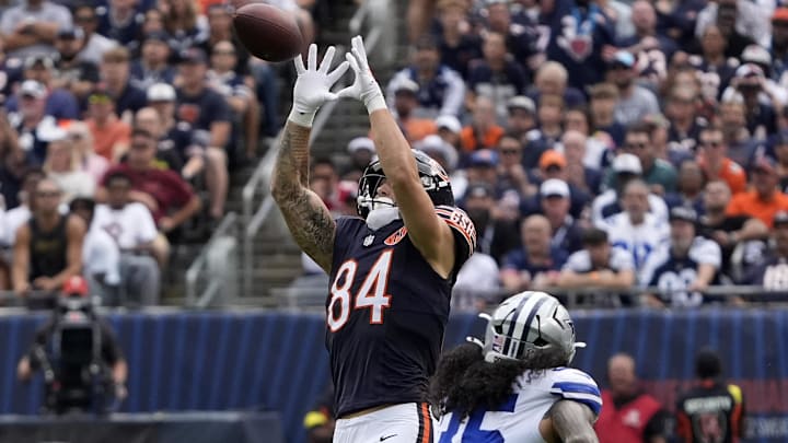Colston Loveland goes up for a catch against Dallas. Loveland could find a bigger role in the game plan this week.