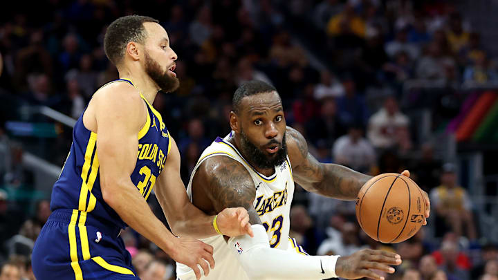 Los Angeles Lakers v Golden State Warriors