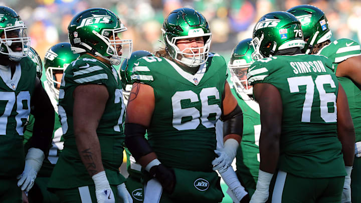 New York Jets right guard Joe Tippmann New York Jets right guard Joe Tippmann