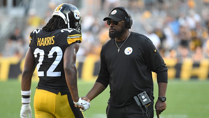 Aug 28, 2022; Pittsburgh, Pennsylvania, USA; Pittsburgh Steelers head coaqch Mike Tomlin greets running back Najee Harris (22) after a sore against the Detroit Lions during the second quarter at Acrisure Stadium. Mandatory Credit: Philip G. Pavely-Imagn Images