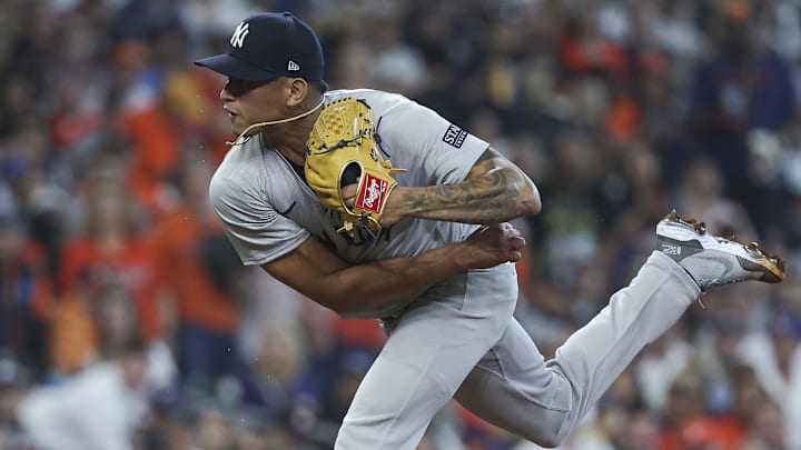 Mar 28, 2024; Houston, Texas, USA; New York Yankees relief pitcher Jonathan Loaisiga (43) during the sixth inning against the Houston Astros at Minute Maid Park. Mandatory Credit: Troy Taormina-Imagn Images