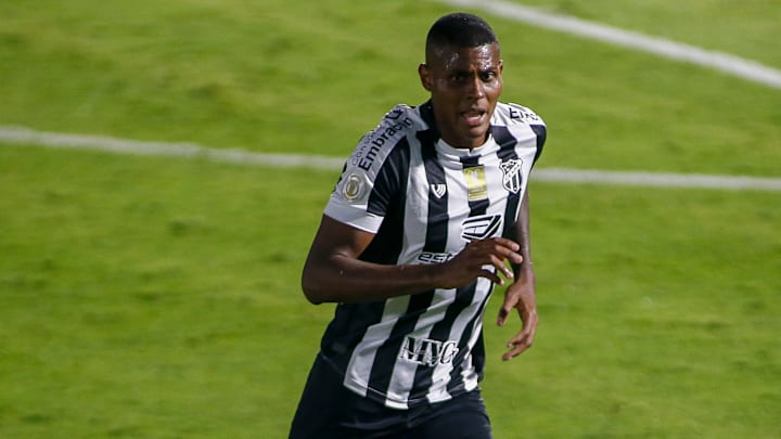 Atacante Cléber deve ser emprestado pelo Ceará | 2020 Brasileirao Series A: Red Bull Bragantino v Ceara Play Behind Closed Doors Amidst the