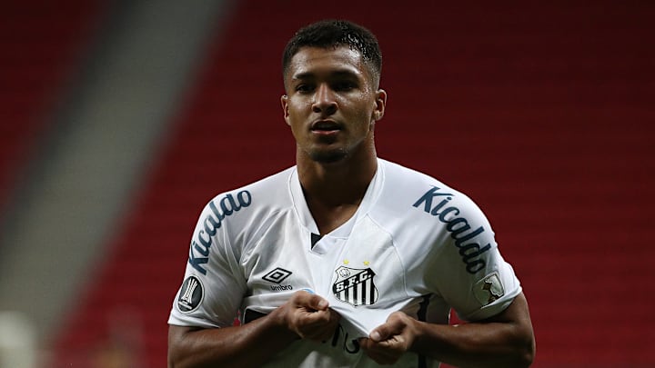 Marcos Leonardo Marcos Leonardo