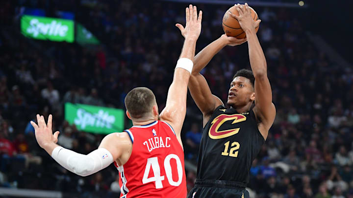 Mar 18, 2025; Inglewood, California, USA; Cleveland Cavaliers forward De’Andre Hunter (12) shoots against Los Angeles Clippers center Ivica Zubac (40) during the first half at Intuit Dome. Mandatory Credit: Gary A. Vasquez-Imagn Images Mar 18, 2025; Inglewood, California, USA; Cleveland Cavaliers forward De’Andre Hunter (12) shoots against Los Angeles Clippers center Ivica Zubac (40) during the first half at Intuit Dome. Mandatory Credit: Gary A. Vasquez-Imagn Images
