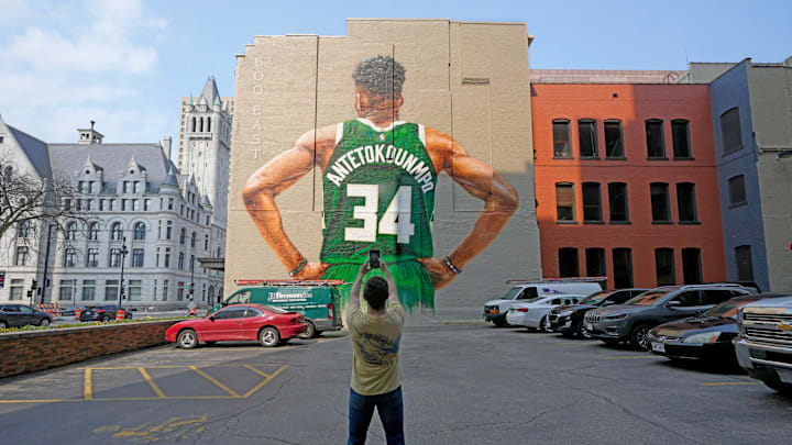 The mural of Milwaukee Buck Giannis Antetokounmpo on the side the 600 EAST building Mike De Sisti / The Milwaukee Journal Sentinel