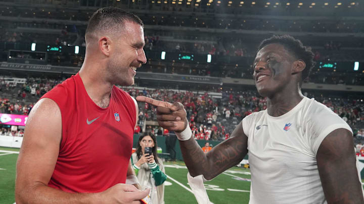 East Rutherford, NJ    October 1, 2023    Travis Kelce of the Chiefs and Sauce Gardner of the Jets at the end of the game. The New York Jets host the Kansas City Chiefs at MetLife Stadium in East Rutherford, NJ on October 1, 2023.