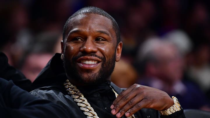 Feb 7, 2023; Los Angeles, California, USA; American boxer Floyd Mayweather attends the game between the Los Angeles Lakers and the Oklahoma City Thunder in the first half at Crypto.com Arena. Mandatory Credit: Gary A. Vasquez-Imagn Images