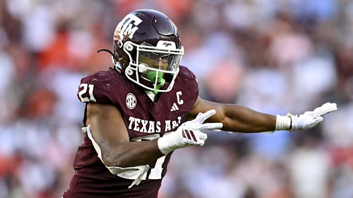 Texas A&M Aggies linebacker Taurean York defends in coverage against the Auburn Tigers during the fourth quarter at Kyle Field.