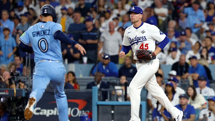 World Series - Toronto Blue Jays v Los Angeles Dodgers - Game Four World Series - Toronto Blue Jays v Los Angeles Dodgers - Game Four