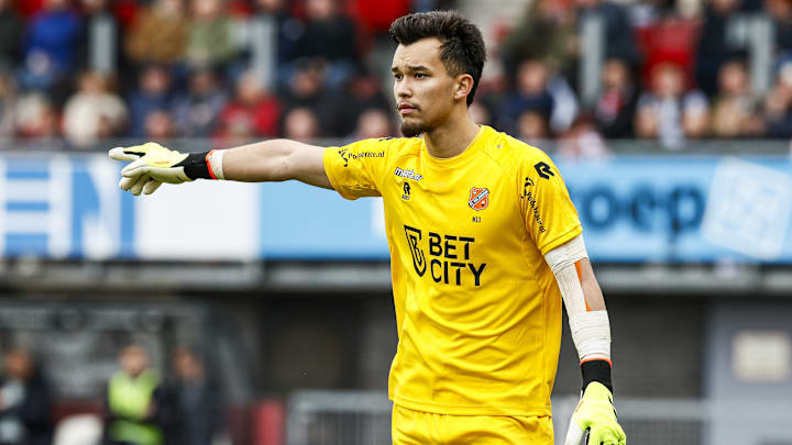 Mio Backhaus bleibt Werder Bremen treu