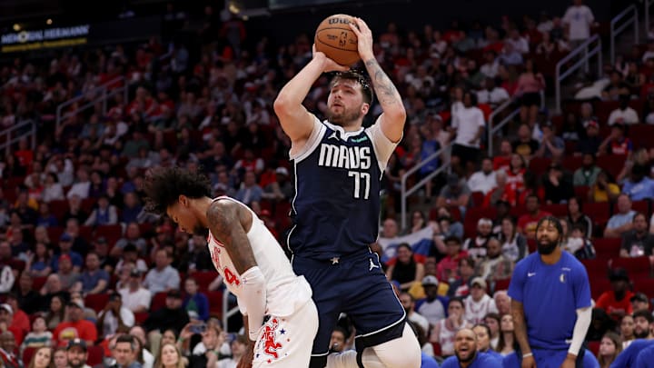 Dallas Mavericks v Houston Rockets