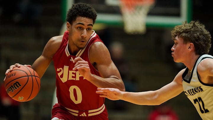 Jeffersonville forward Tre Singleton.