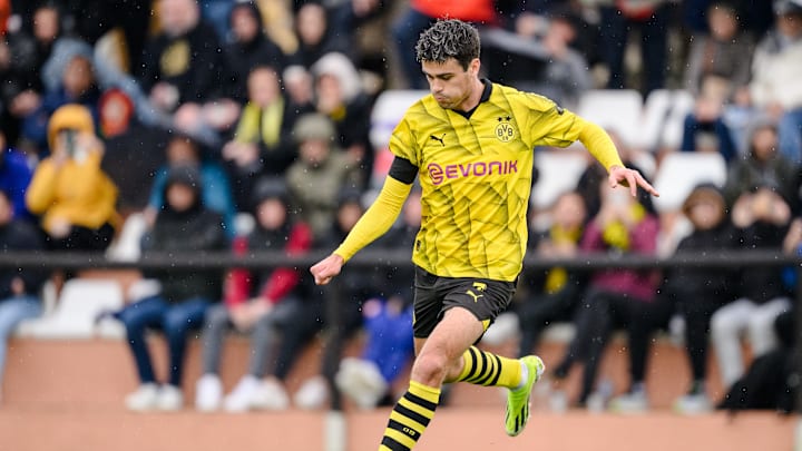 Borussia Dortmund v Standard Liege - Friendly Match