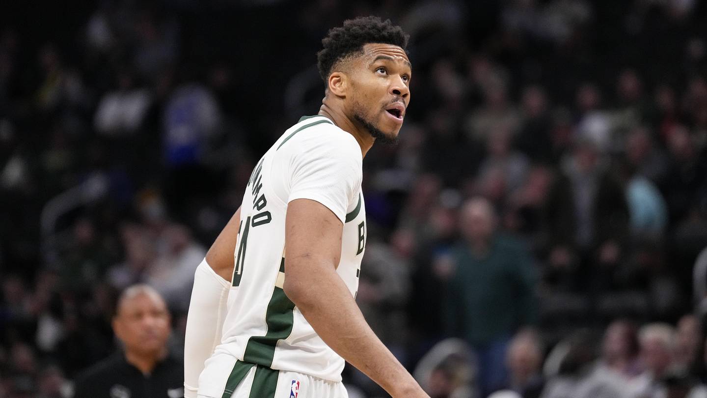 Highly anticipated Raptors offseason still depends on result of Giannis trade saga