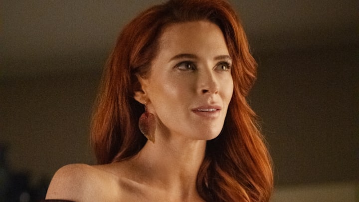 Batwoman -- “Trust Destiny” -- Image Number: BWN308b_0499r -- Pictured: Bridget Regan as Poison Ivy 