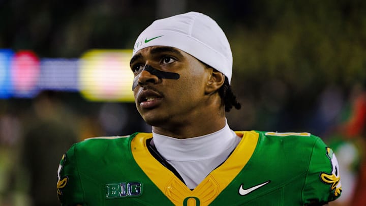 Oregon Ducks jordon davison freshman USC Trojans Lincoln Riley Dan Lanning Dante Moore Jayden Maiava injuries rivalry schedule time big ten playoff 