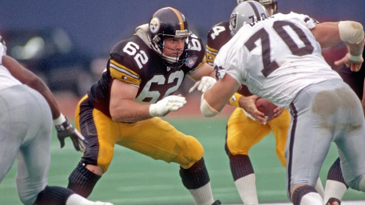 Los Angeles Raiders v Pittsburgh Steelers