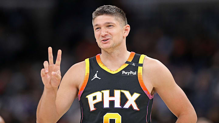 Phoenix Suns v Memphis Grizzlies