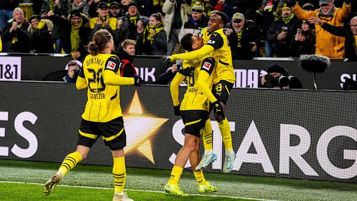 Borussia Dortmund v FC Bayern München - Bundesliga